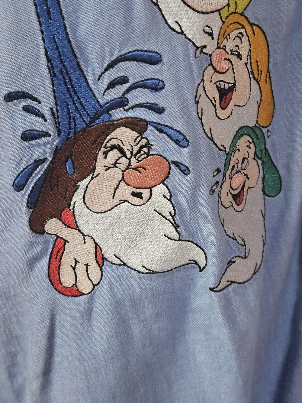 Vintage 1990 Disney Light Blue Button-Down Shirt with Seven Dwarfs Embroidery - Picture 6 of 13
